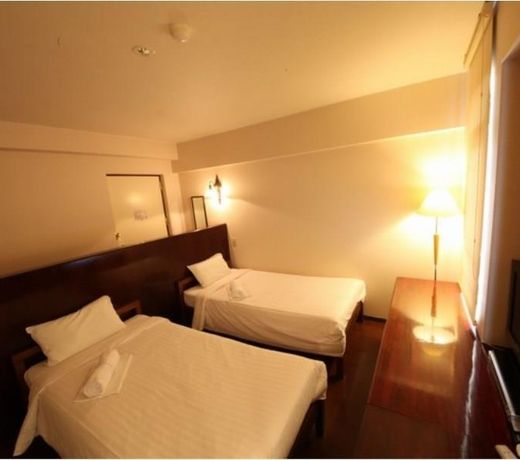Van Cortlandt Hotel