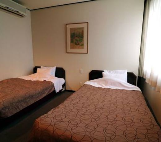 Hotel Zurich Toho 2001