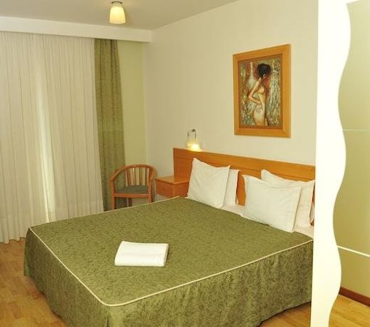 B&B Hotel Braga Lamacaes