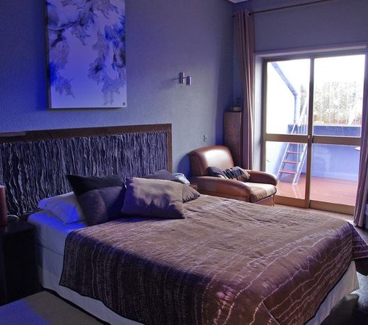 Terrace House