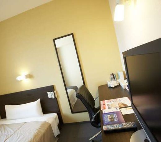 Kuwana Park Hotel