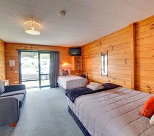 Wellington TOP 10 Holiday Park