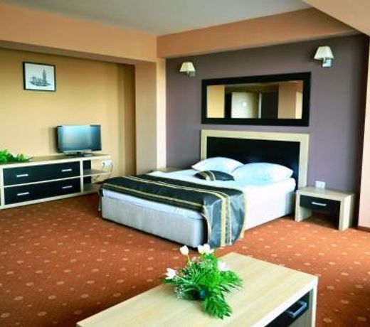 Hotel Oxford Inns&Suites