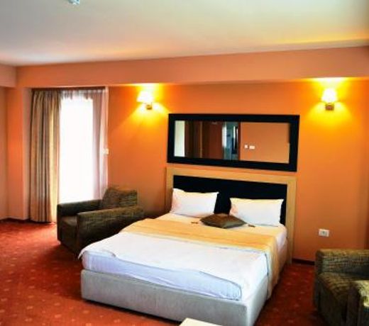 Hotel Oxford Inns&Suites