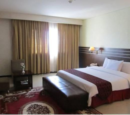 Grand Antares Hotel