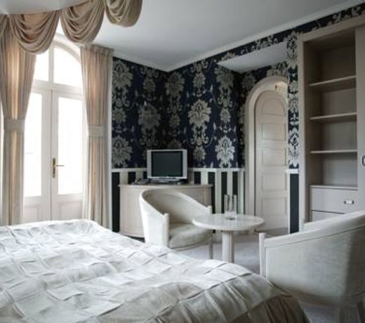 Vilele Lucia Luxury Mens Sana