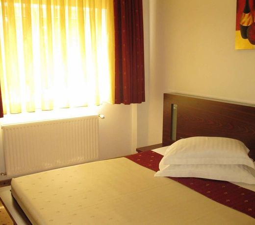 Hotel Piatra Soimului