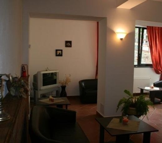 PENSION POPASUL HAIDUCILOR