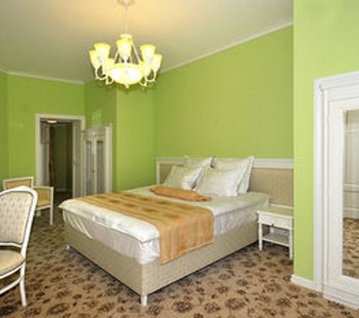 Complex La Tunuri - Vila Economat