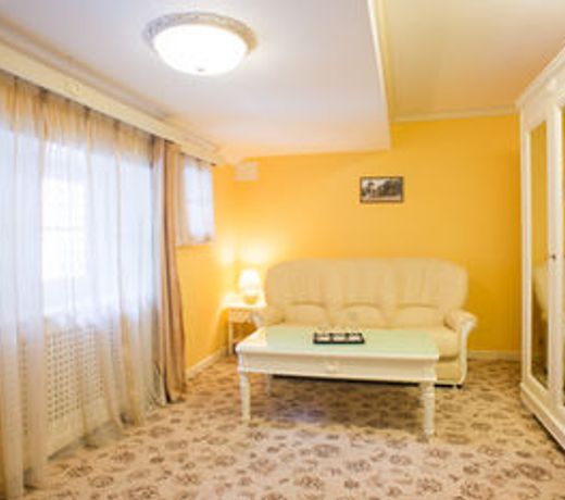 Complex La Tunuri - Vila Economat