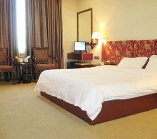 Yayi Hotel