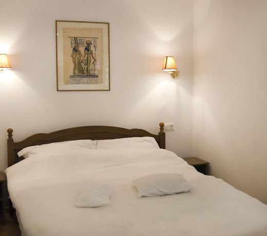 Country Club La Mesteceni