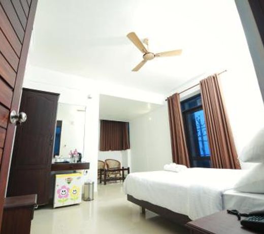 SS Beach Resort