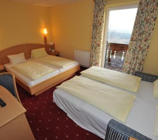 HOTEL BERGGASTHOF SCHWAIGHOFWIRT