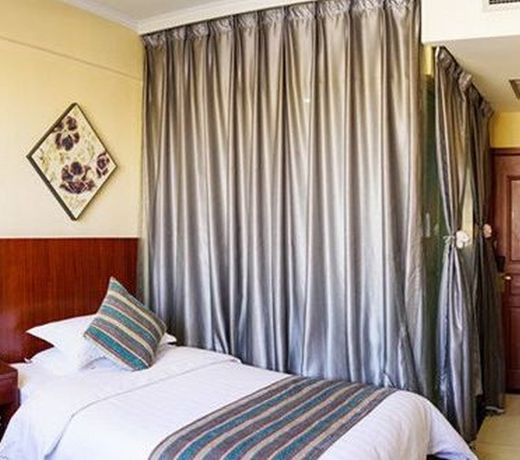 Yuhua Hotel