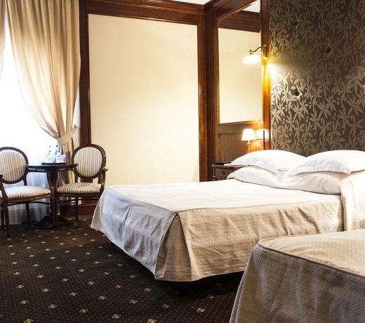 Hotel Select