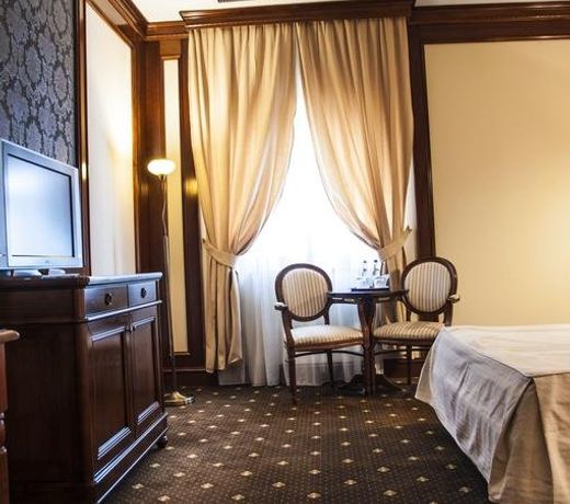 Hotel Select