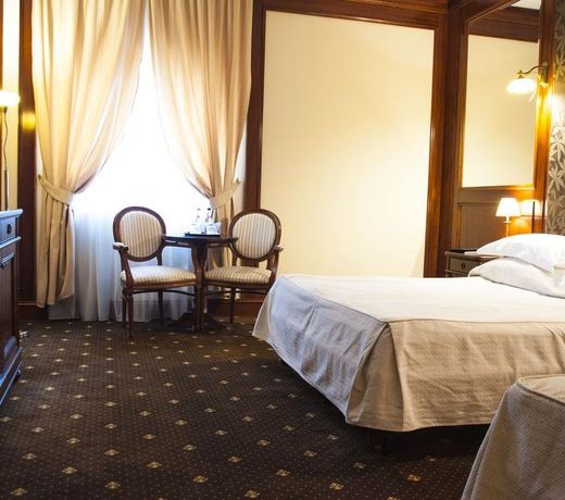 Hotel Select