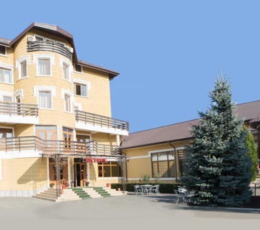 HOTEL DIPLOMAT