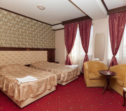 HOTEL TUDOR PALACE