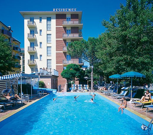Club Hotel Residence