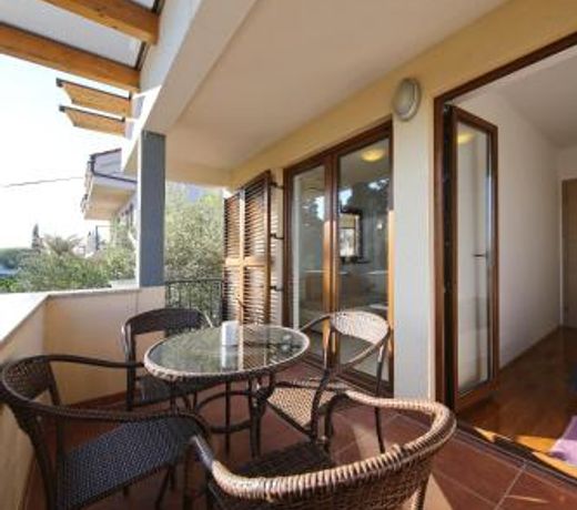 Be-Bu-Mar Apartments