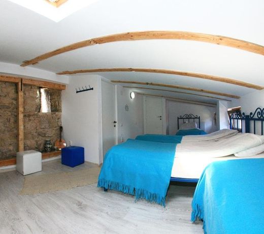 Retro Hostel