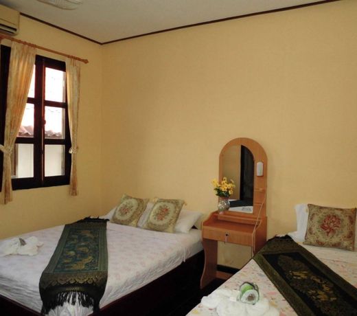 Sokmisay Guest House