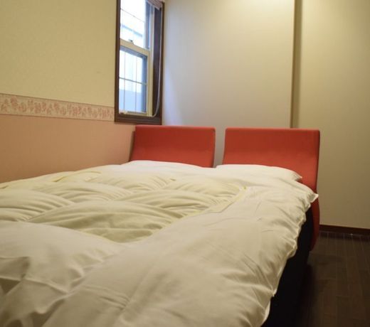 IZA Kamakura Guest House and Bar