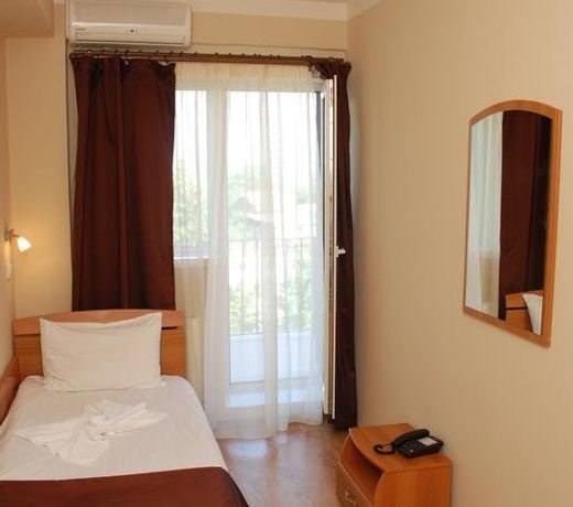 Hotel Liliacul