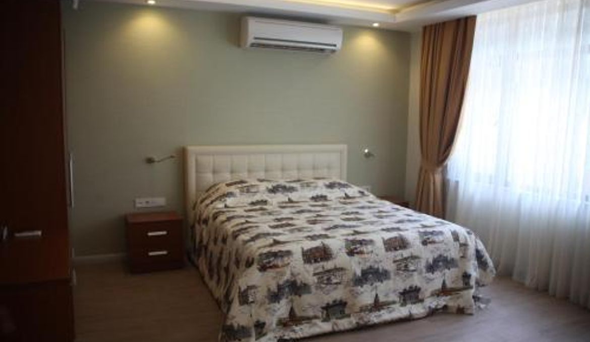 Honey House Apartment