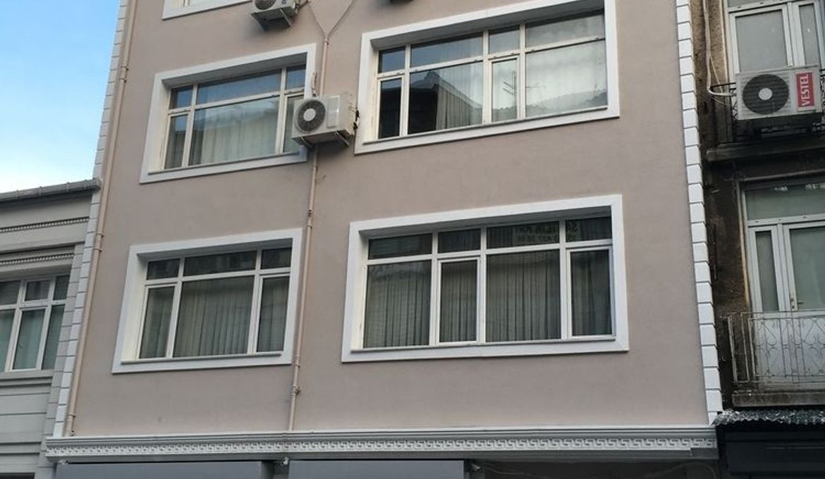 Honey House Apartment