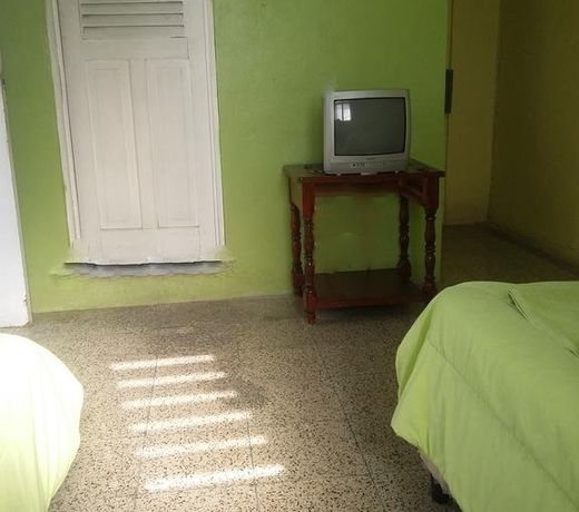 Green World Hotel