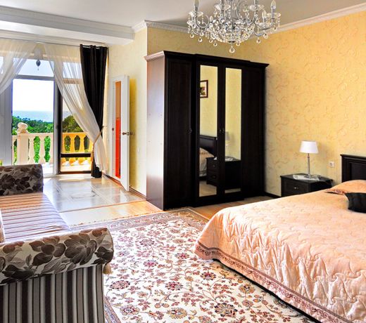 Guest House De Lux