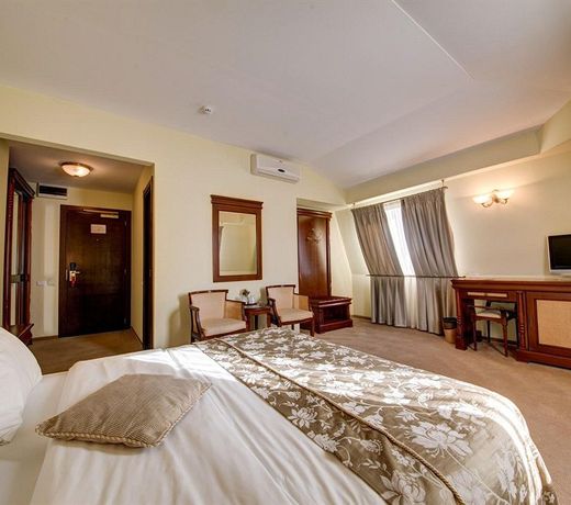 Atrium Hotel Ateneu City Center