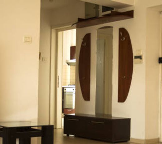 Royal Accommodation