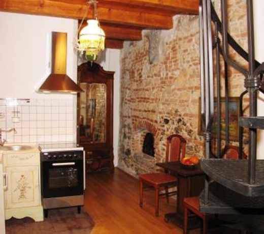 Casa Rozelor