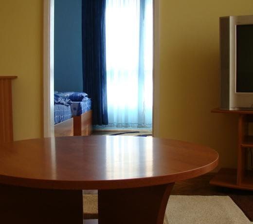 APARTAMENT URANUS