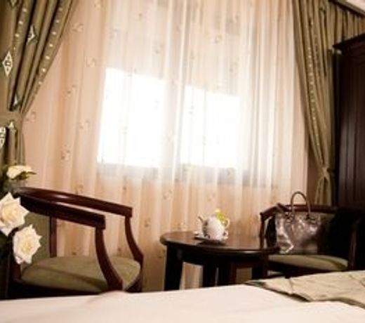 Hotel Rapsodia City Center