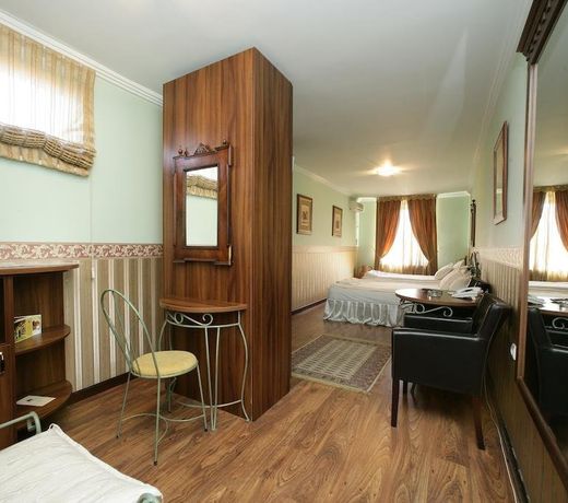 Garni Hotel Garson-Lux NS