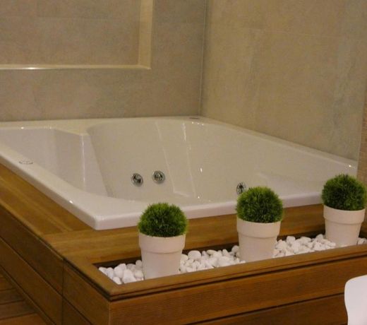 Villa Natural Wood