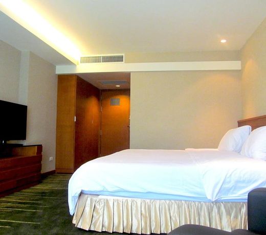 Lao Plaza Hotel