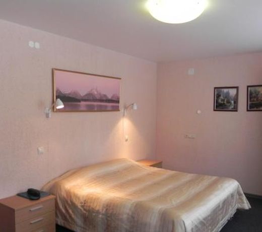 Izumrud Hotel