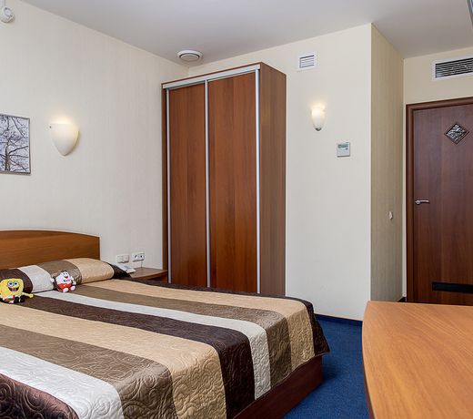 Emerald Hotel