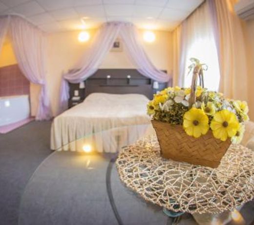 Hotel Abazhur-ZURO