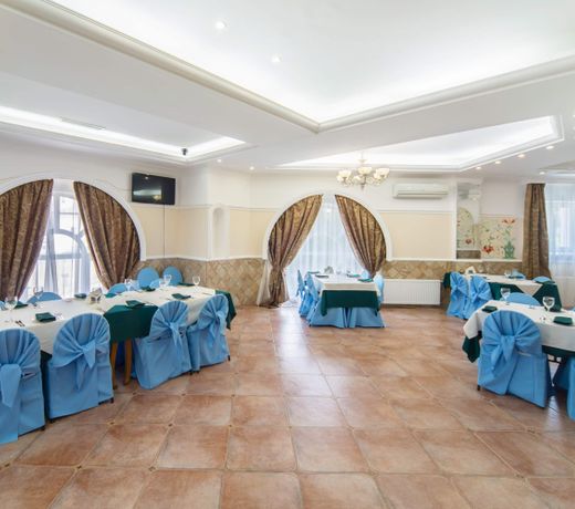 Sokol Hotel