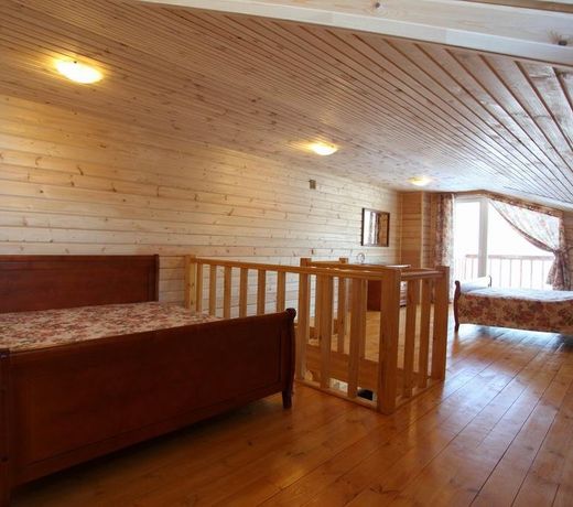 Guest House 44
