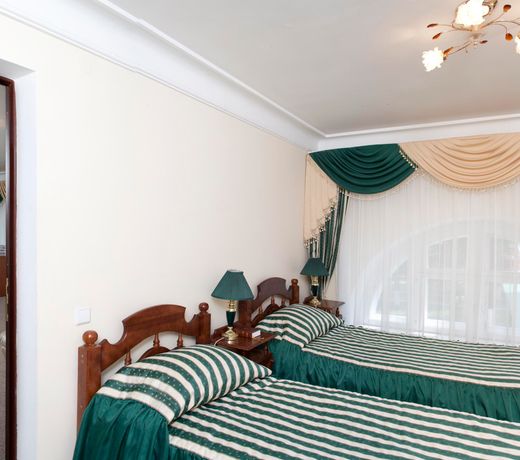 The Old Lavry Hotel