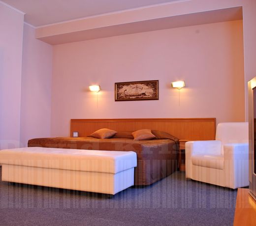 New Star Hotel