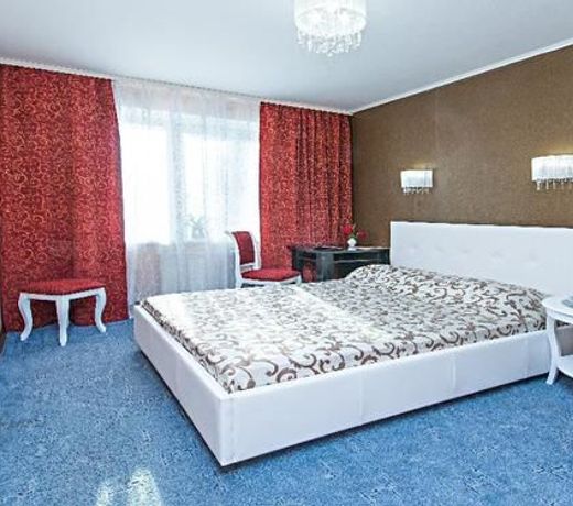 Globus Hotel